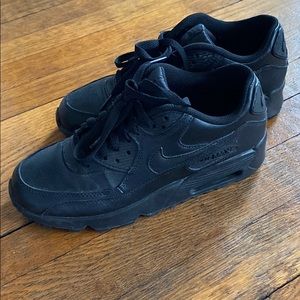 NIKE AIR MAX 90 LTR💫